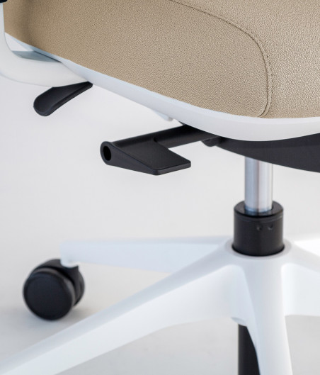 TRIM beige detalle 5