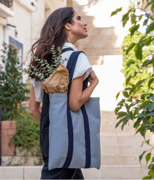 Tote bag azul artesanal con tejidos recuperados ➤ Tienda online ACTIU ©